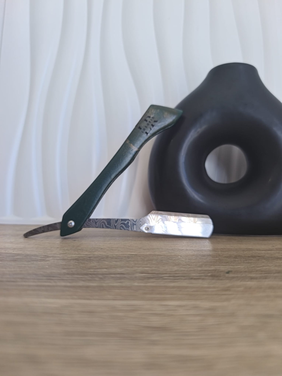 Shavette bois kaki et dorée