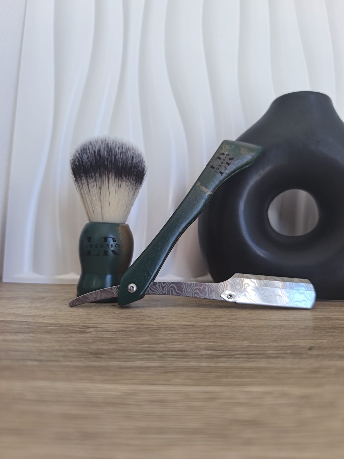 Shavette bois kaki et dorée