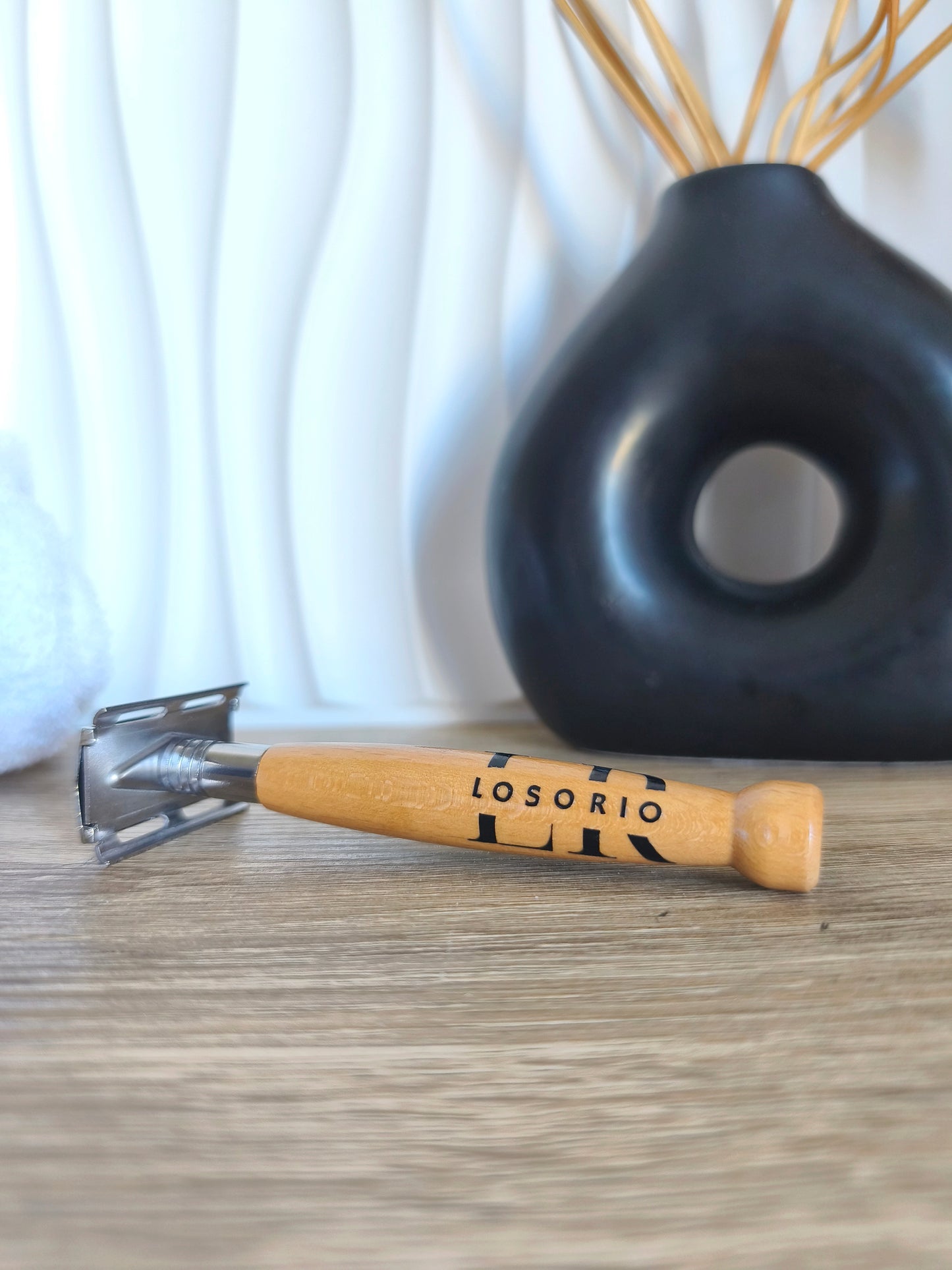 Rasoir de sureté avec manche en bois massif