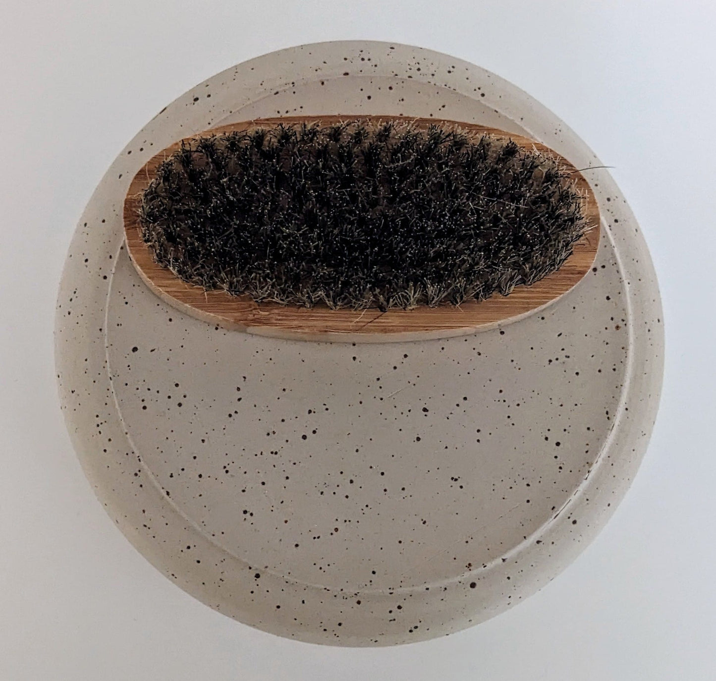 Brosse à barbe en poils de sangliers naturelle