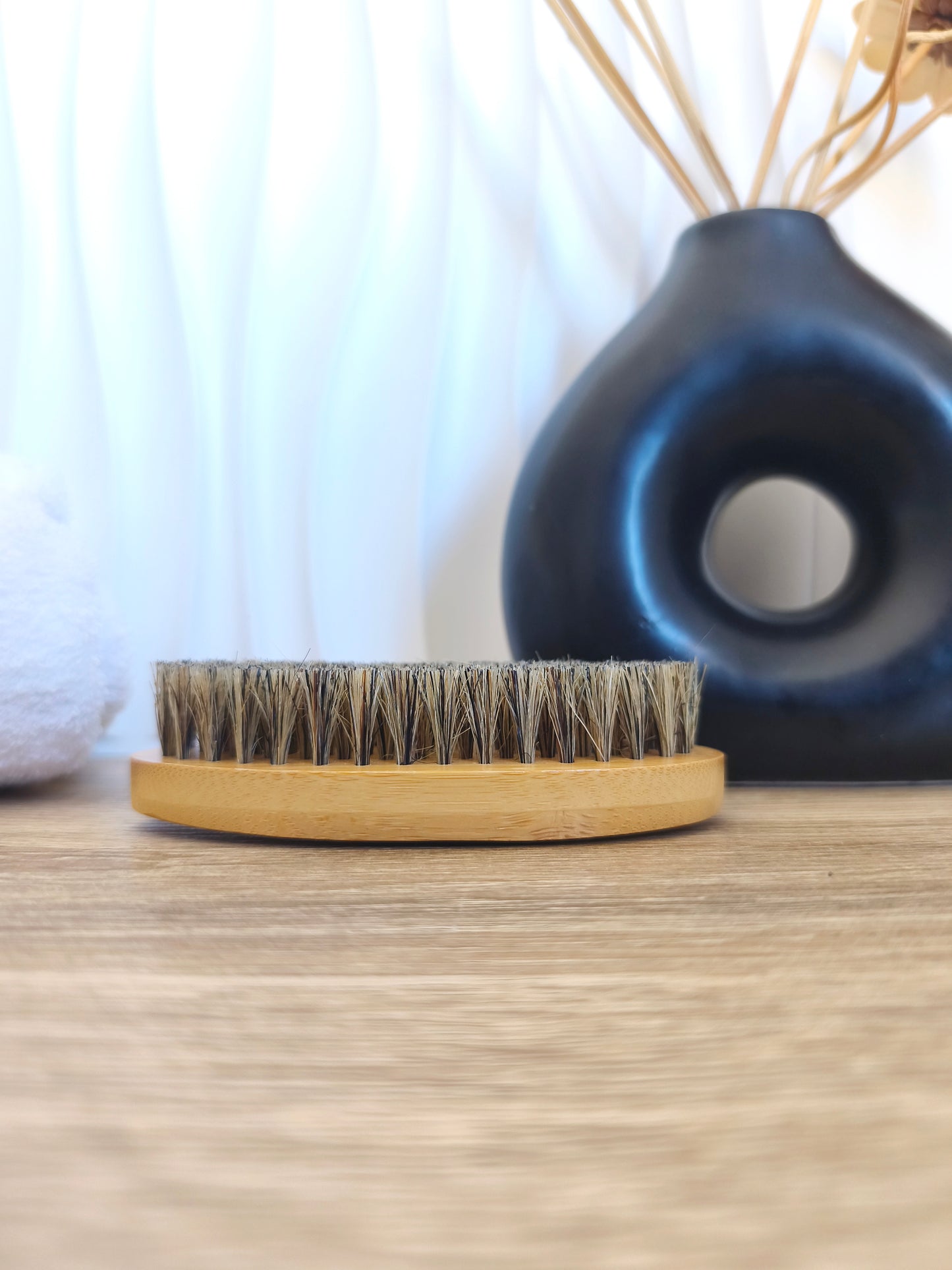 Brosse à barbe ovale